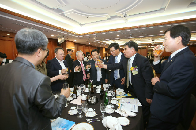 화합1.jpg