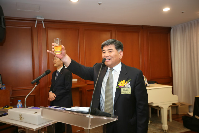 화합3.jpg